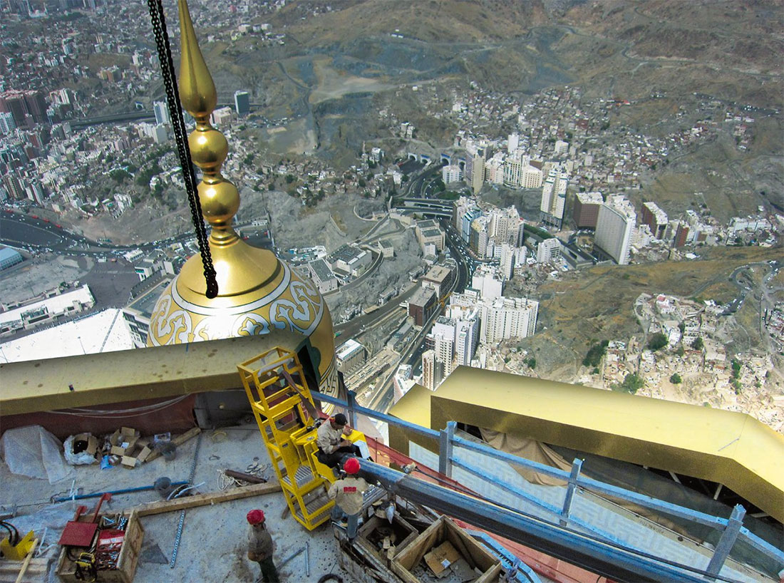 Einsatz des VSGU 2500 am Clock Tower in Mekka, Saudi Arabien