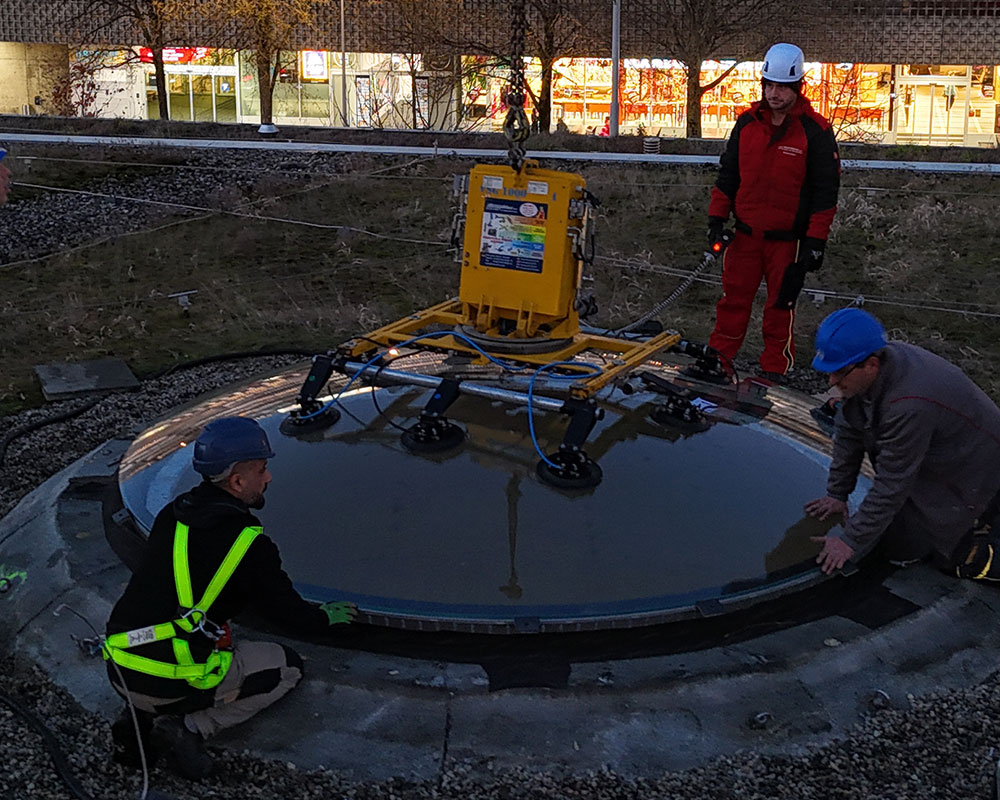 Вакуумный захват VSG 2000 KR SP для сферических или круглых стекол, грузоподъемность до 2000 кг | Вакуумный захват VSG 2000 KR SP для сферических или круглых стекол, грузоподъемность до 2000 кг